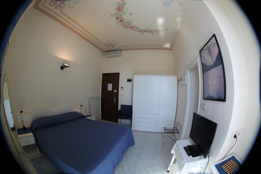 Hotel Stella Rapallo Luaran gambar