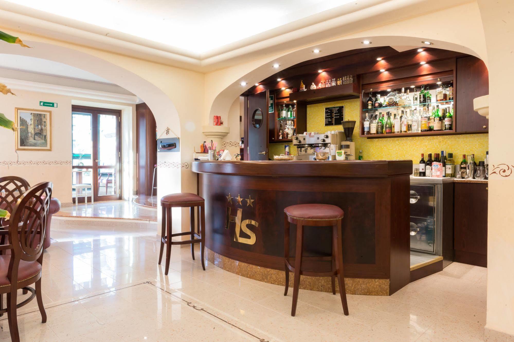 Hotel Stella Rapallo Luaran gambar