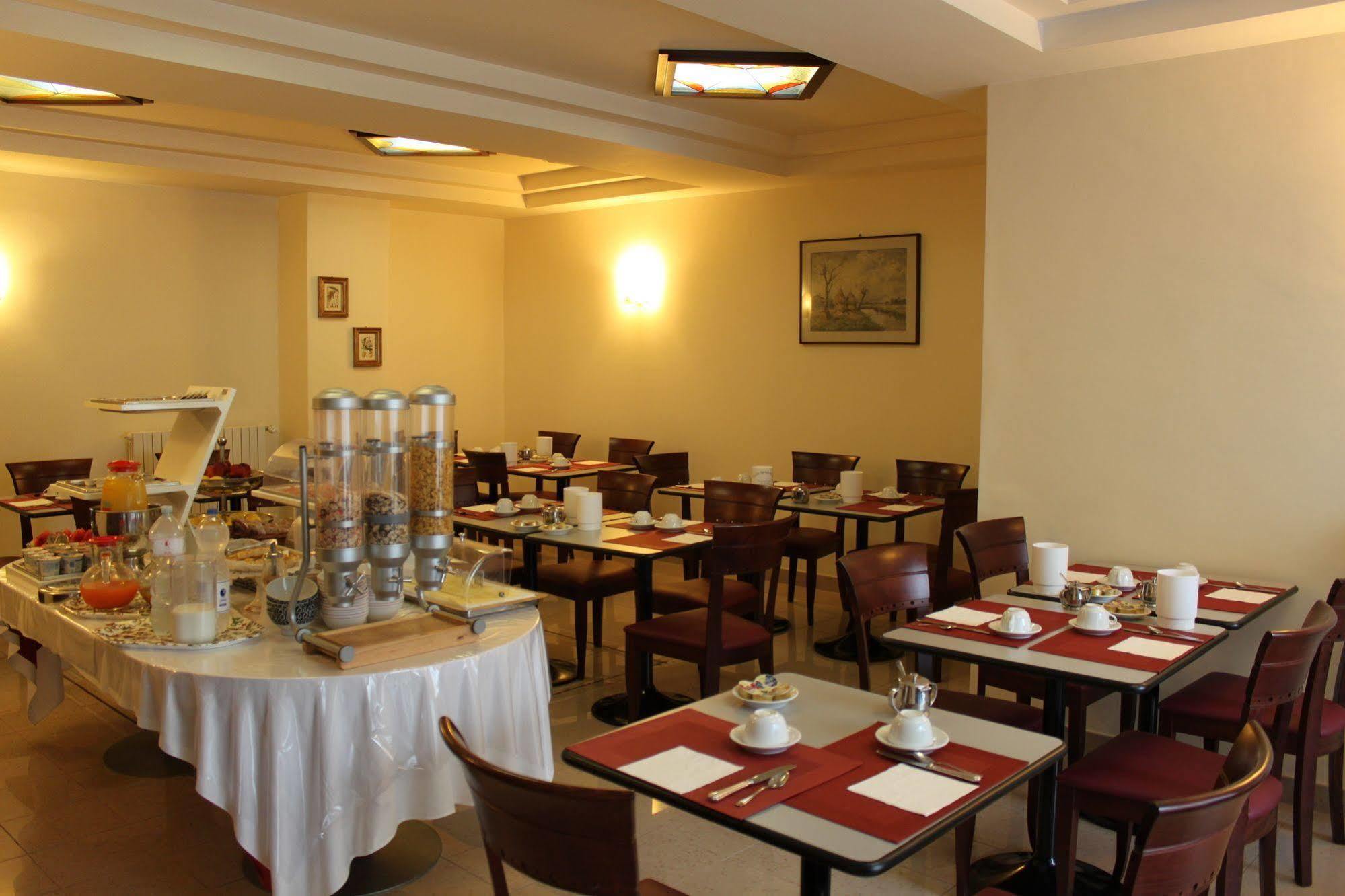 Hotel Stella Rapallo Luaran gambar