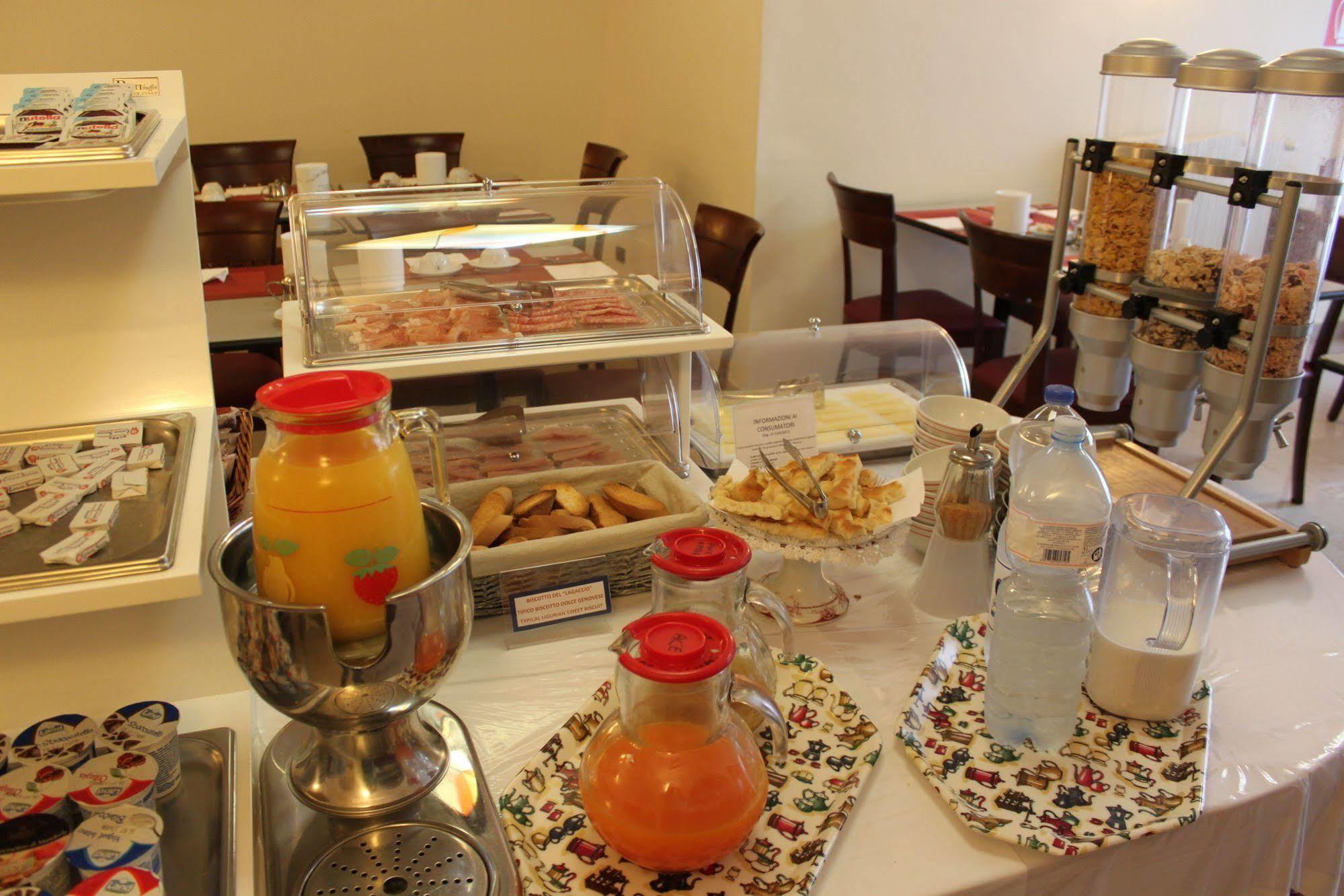 Hotel Stella Rapallo Luaran gambar