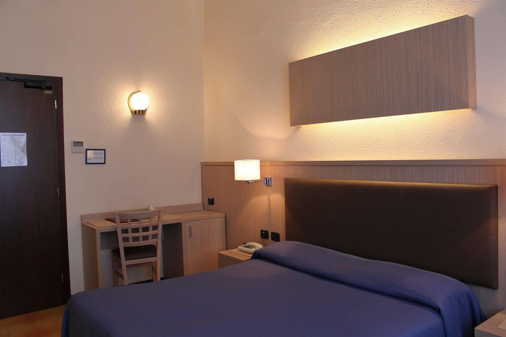 Hotel Stella Rapallo Luaran gambar