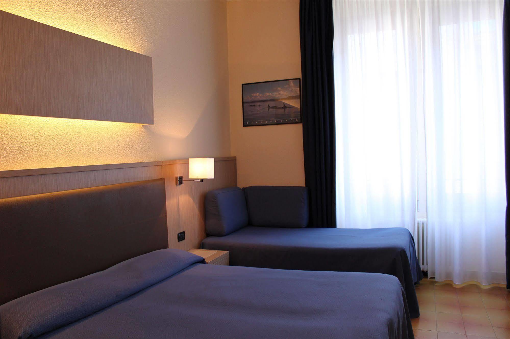 Hotel Stella Rapallo Luaran gambar